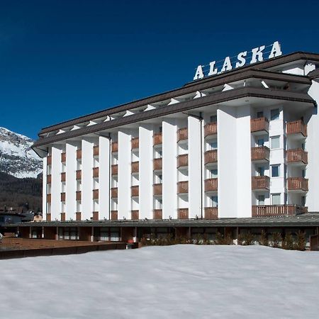 קורטינה ד'אמפזו Hotel Alaska Cortina מראה חיצוני תמונה