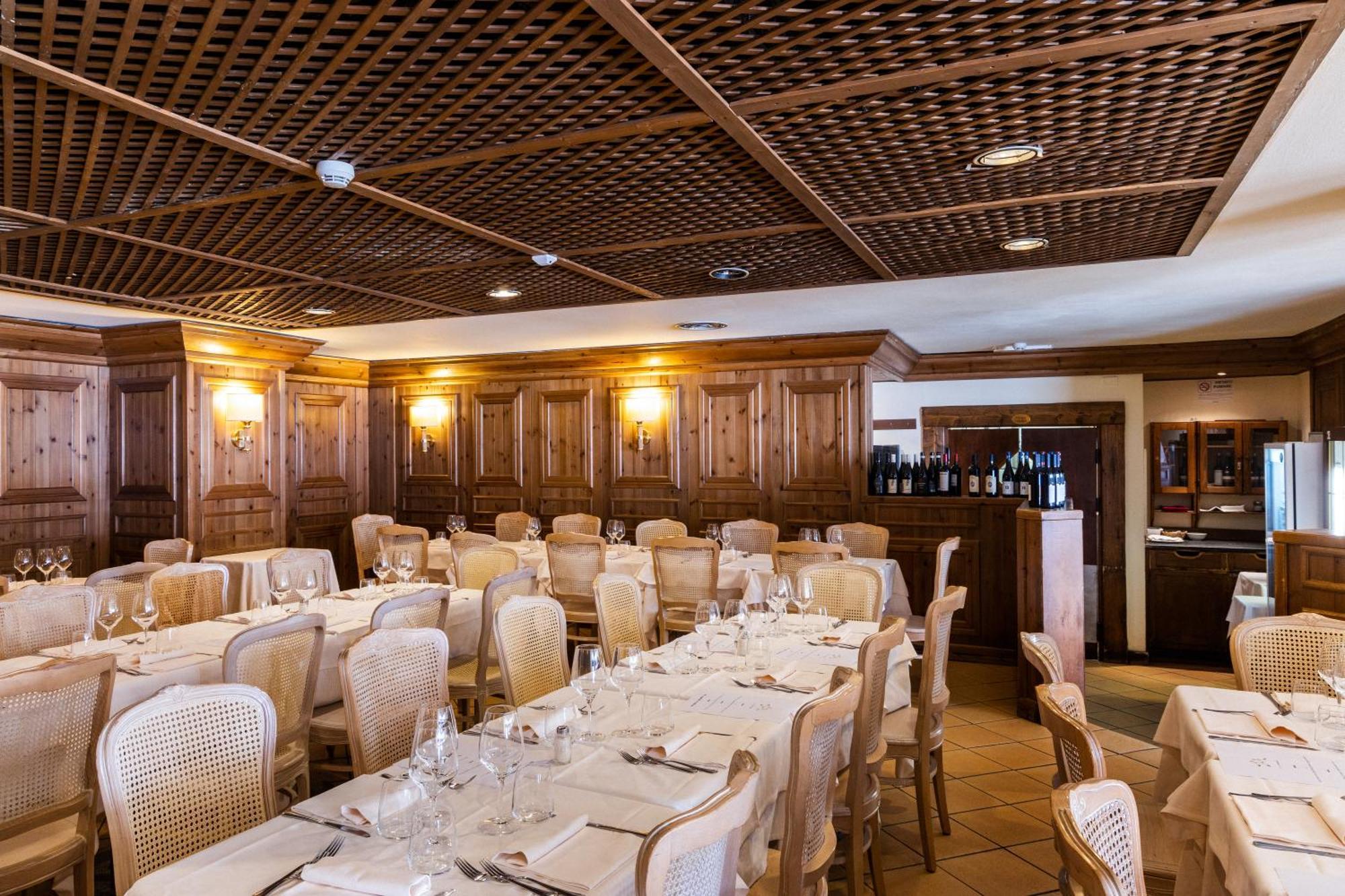 קורטינה ד'אמפזו Hotel Alaska Cortina מראה חיצוני תמונה